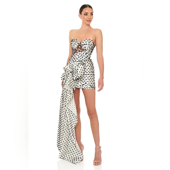 Georgette Dress by Eliya the Label - Picture 2 of 10